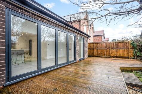 Decking/Bifolds