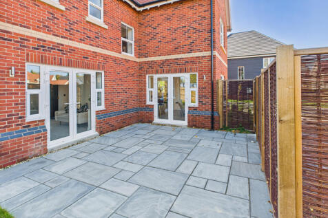 CAM05449G0-PR0035-STILL001