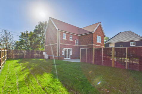 CAM05449G0-PR0035-STILL003