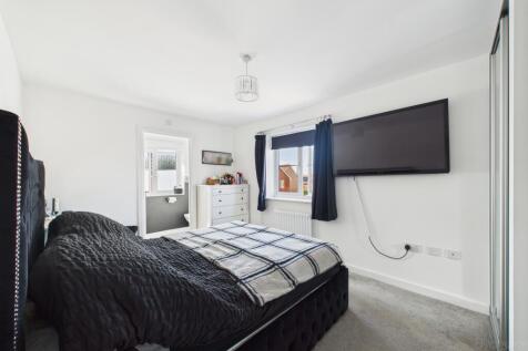 CAM05449G0-PR0013-STILL012