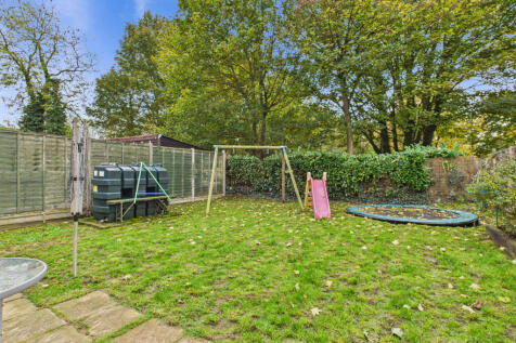 CAM05449G0-PR0039-STILL005