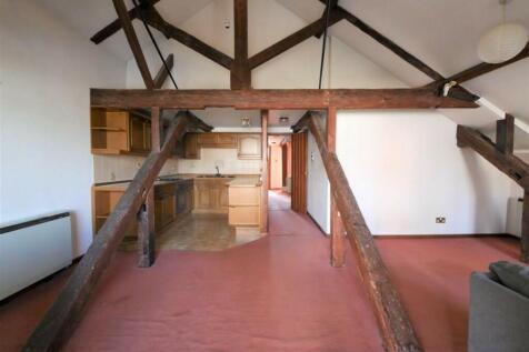 LOUNGE KITCHEN DI...