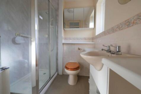 BEDROOM1 EN-SUITE