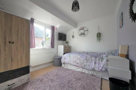 BEDROOM2