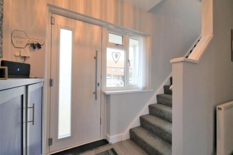 ENTRANCE HALL2