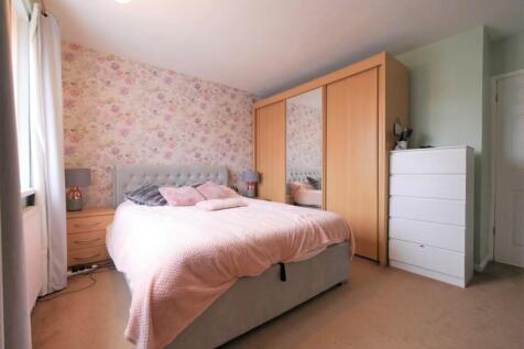 BEDROOM1 2