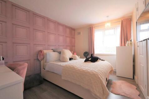 BEDROOM2