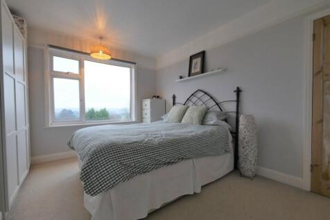 BEDROOM2 2