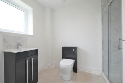 BEDROOM1 EN-SUITE