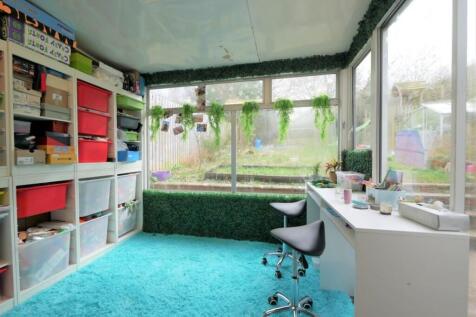 LEAN TO