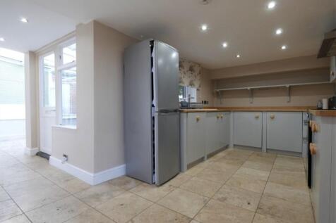 KITCHEN &amp; CON...