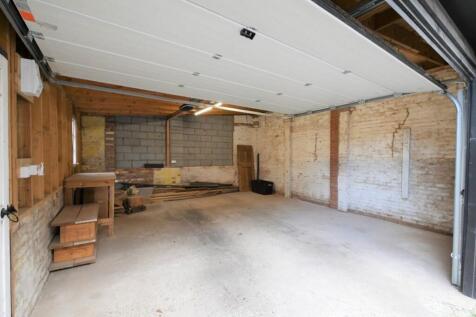 DOUBLE GARAGE2