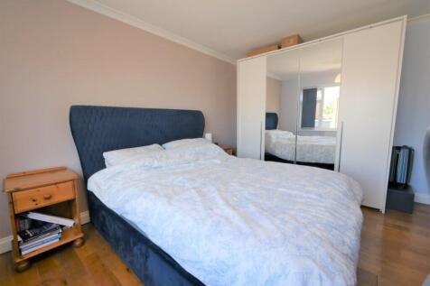 BEDROOM1 2