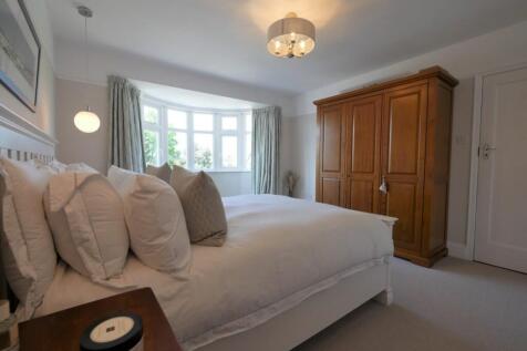 BEDROOM1 2