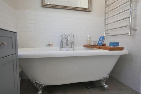 BATHROOM2