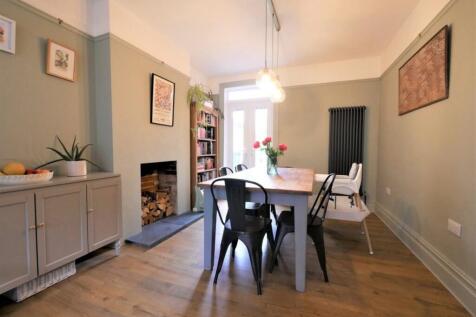 DINING AREA1