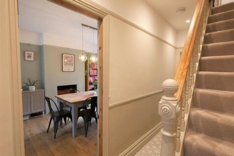 HALLWAY3
