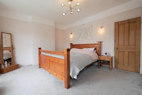 BEDROOM1 2