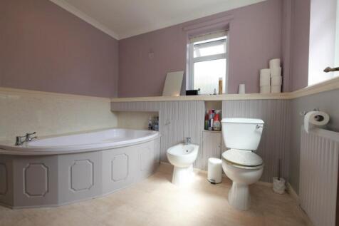 GF BATHROOM1