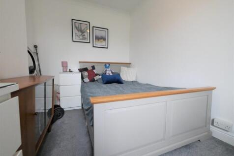 BEDROOM2 1