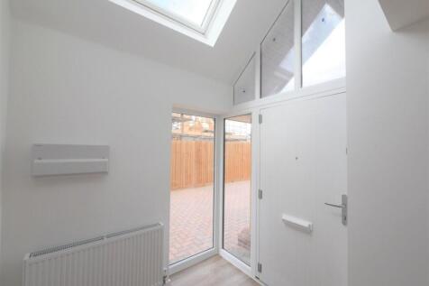 HALWAY1