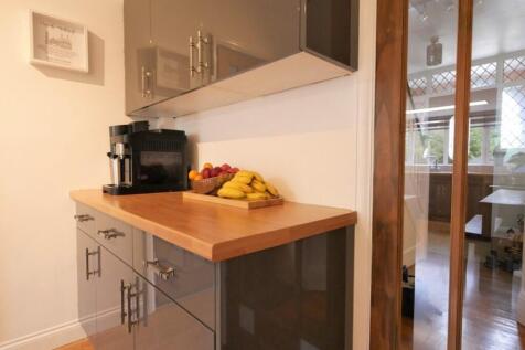 KITCHEN DINER6