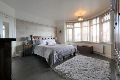BEDROOM1 2