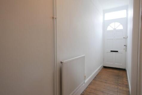 ENTRANCE HALL1