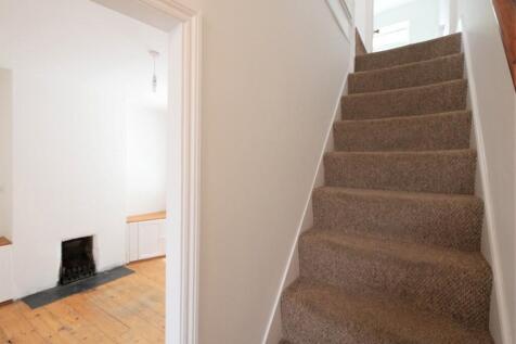 ENTRANCE HALL3