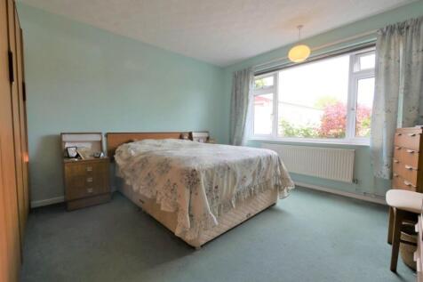 BEDROOM2 1