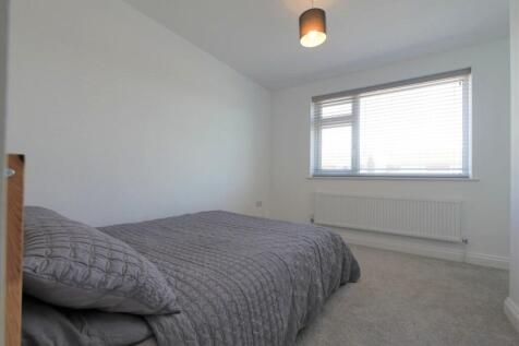 BEDROOM2 2