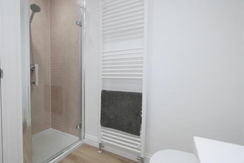 BATHROOM2