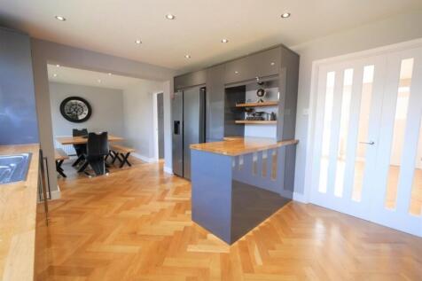 KITCHEN DINER8