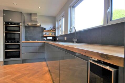 KITCHEN DINER9