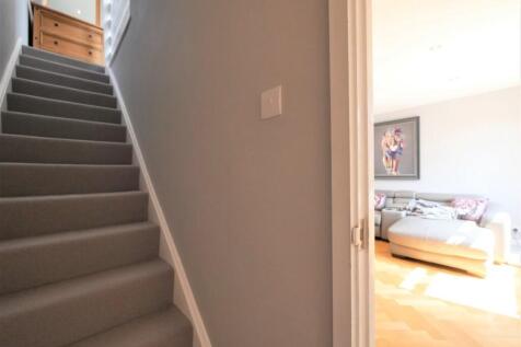STAIRS RISING