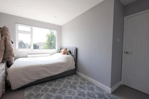 BEDROOM1 2