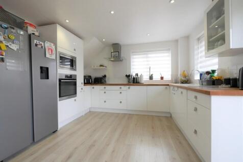 KITCHEN DINER3