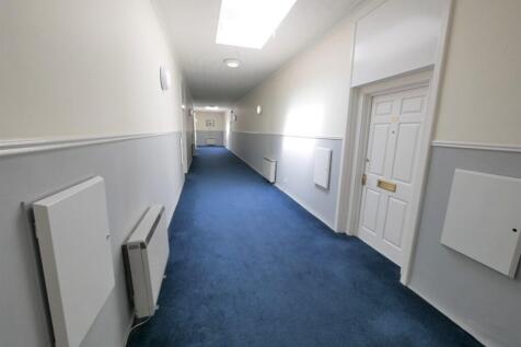COMMUNAL HALLWAY