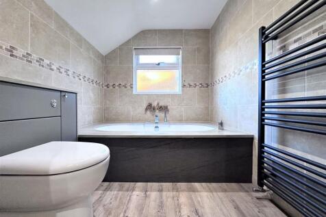 BATHROOM2