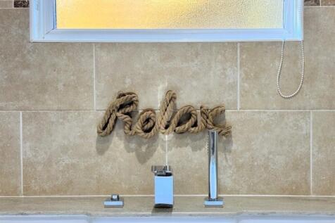 BATHROOM6