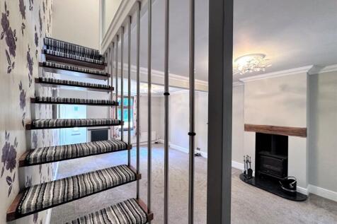 STAIRS RISING
