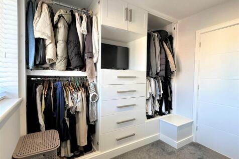 BEDROOM1 2