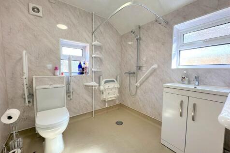 WET ROOM