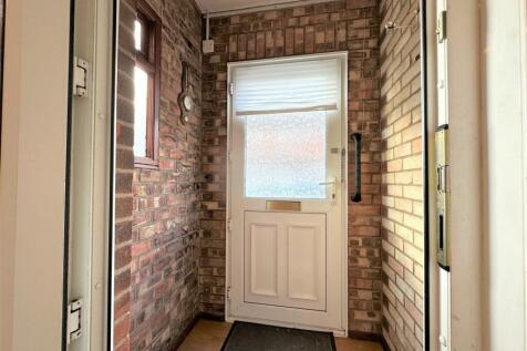ENCLOSED PORCH