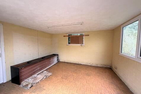 WORKSHOP GARDEN R...