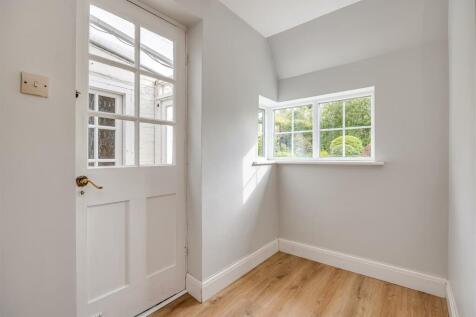 house-tudor-close-banstead-123.jpg