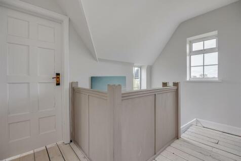 house-tudor-close-banstead-130.jpg