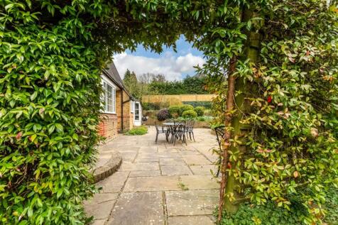 house-tudor-close-banstead-107.jpg