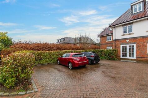 CHIPSTEAD HOUSE, FLAT 8 - (13).jpg