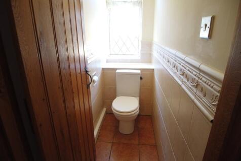 seperate wc-1024x768.JPG